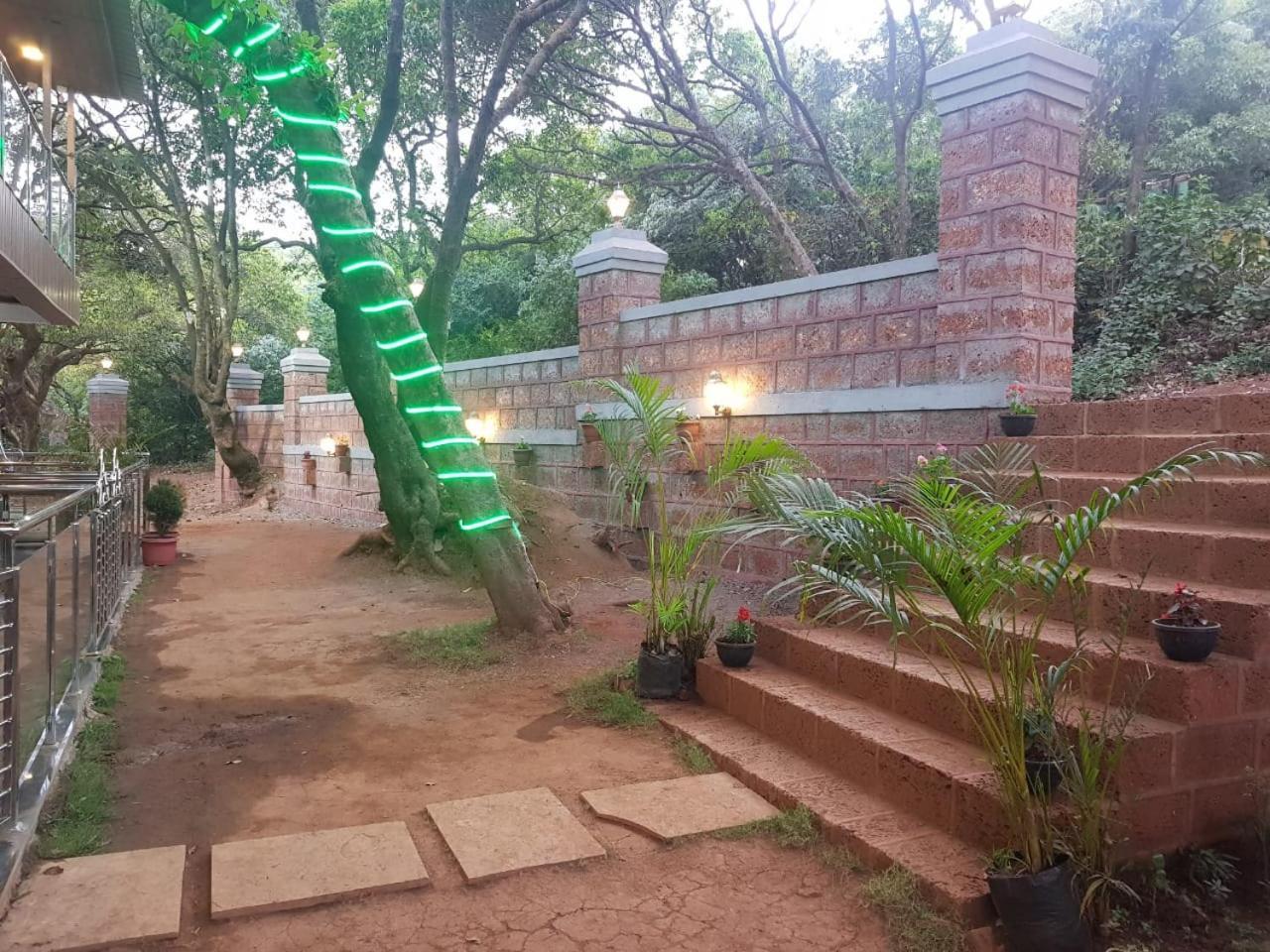 C P Cottage Resort Mahabaleshwar Luaran gambar