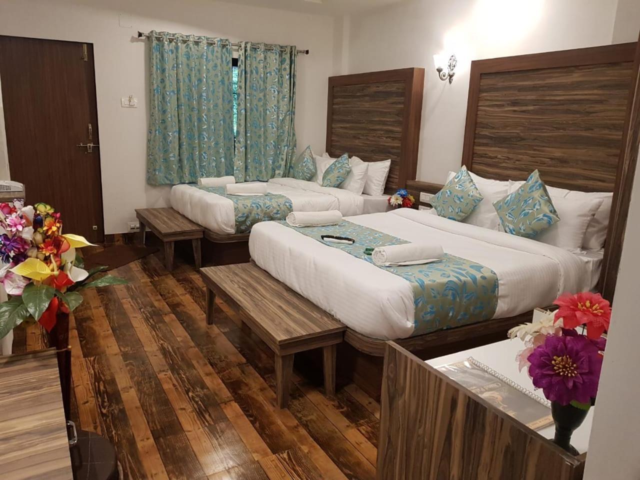 C P Cottage Resort Mahabaleshwar Luaran gambar