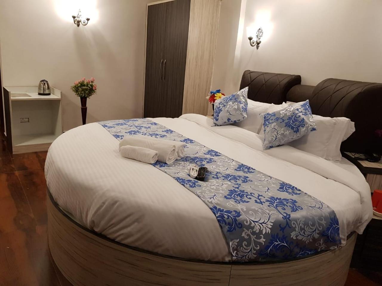 C P Cottage Resort Mahabaleshwar Luaran gambar