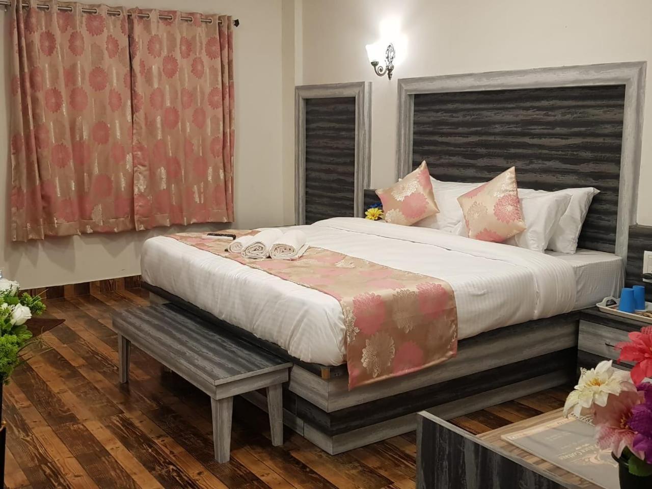 C P Cottage Resort Mahabaleshwar Luaran gambar